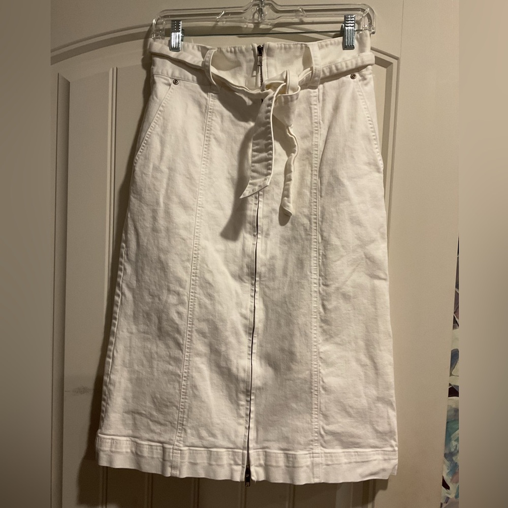 96. Thakoon Collective White Front Zip Skirt, Size 8.